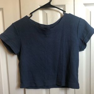 Simple blue cropped tee